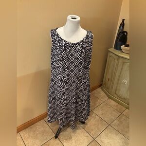 Roz & Ali Black and White Patterned Midi Dress